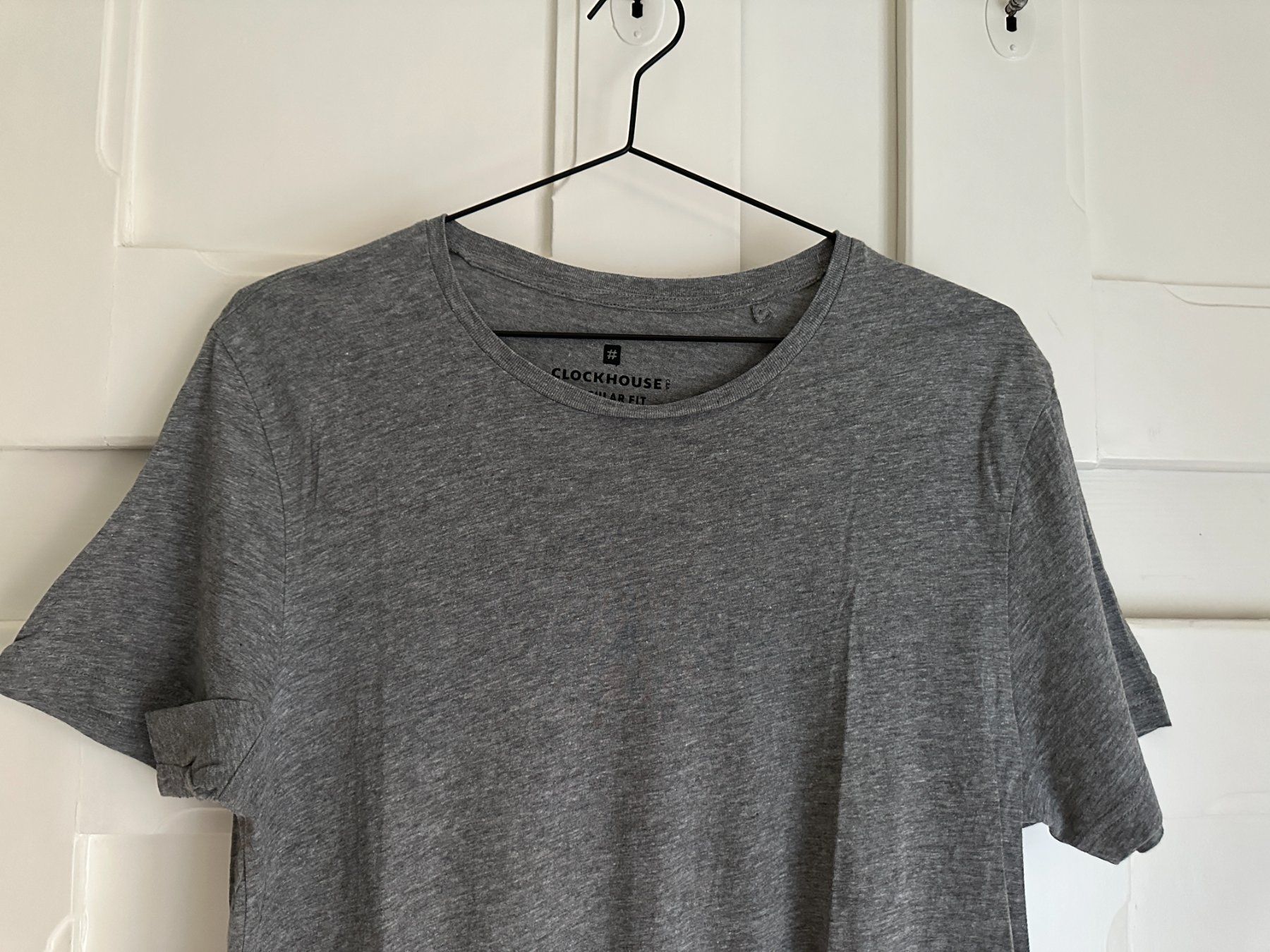 C&A T-Shirts: CLOCKHOUSE - T-Shirt hellgrau M (neu) – Neu (gemäss Beschreibung) aus Zürich von Diazaio 1