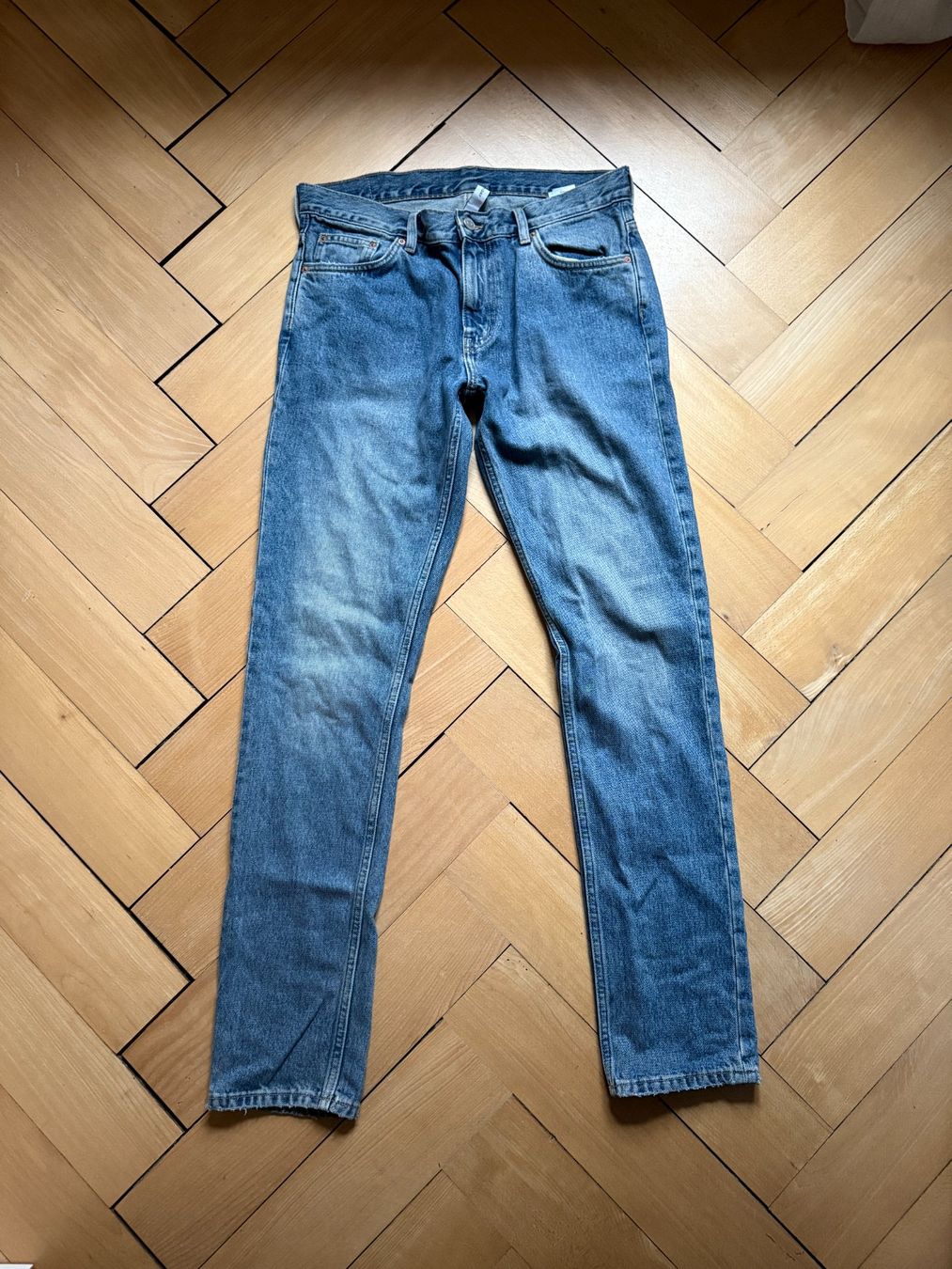 Weekday Jeans: WEEKDAY - Jeans blau W31 L34 – Usato da Zürich venduto da Diazaio