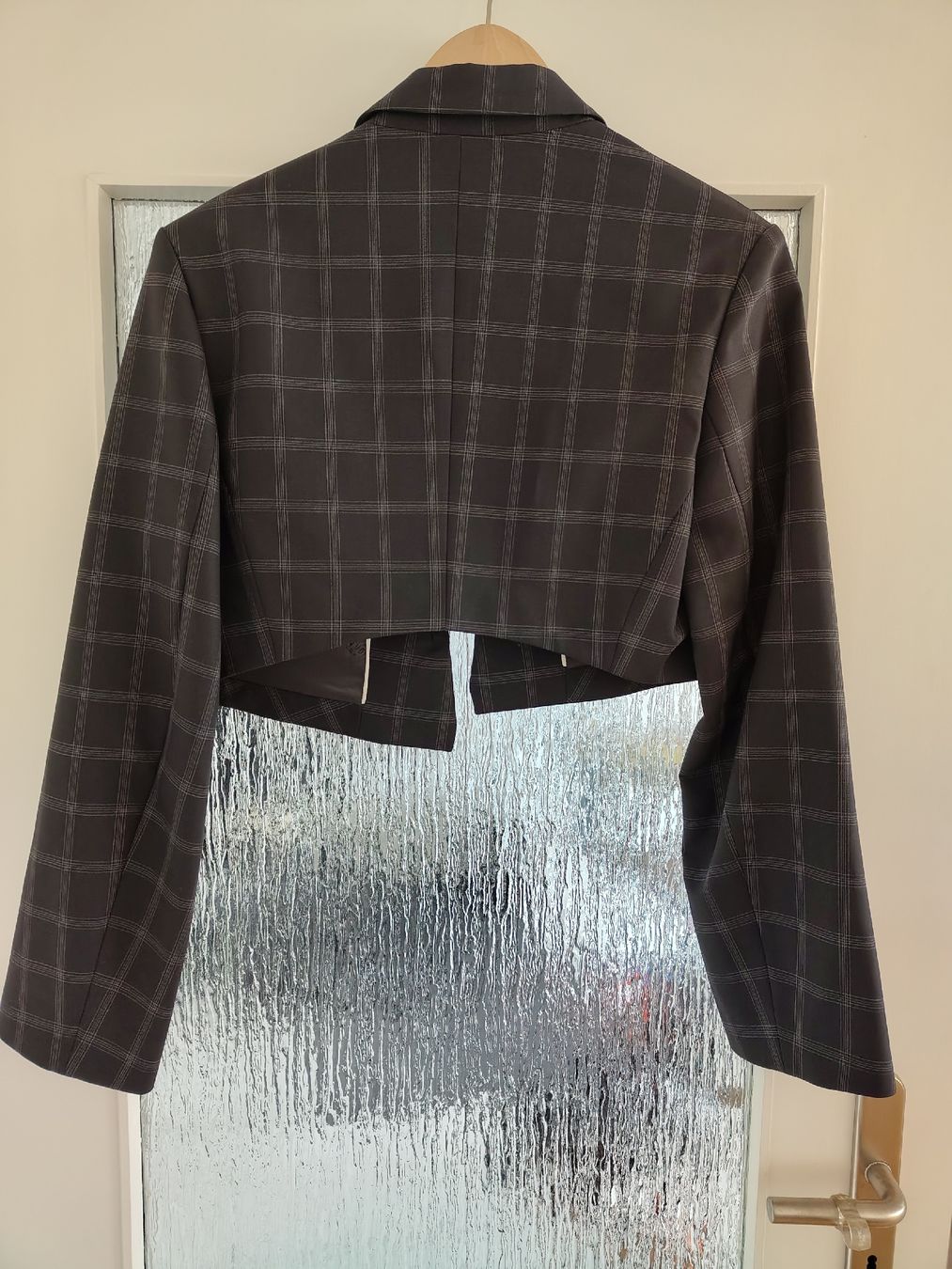 Vestes: Blazer Cropped NEU – Neuf avec emballage d'origine à Olten par n.o.minimalism 1