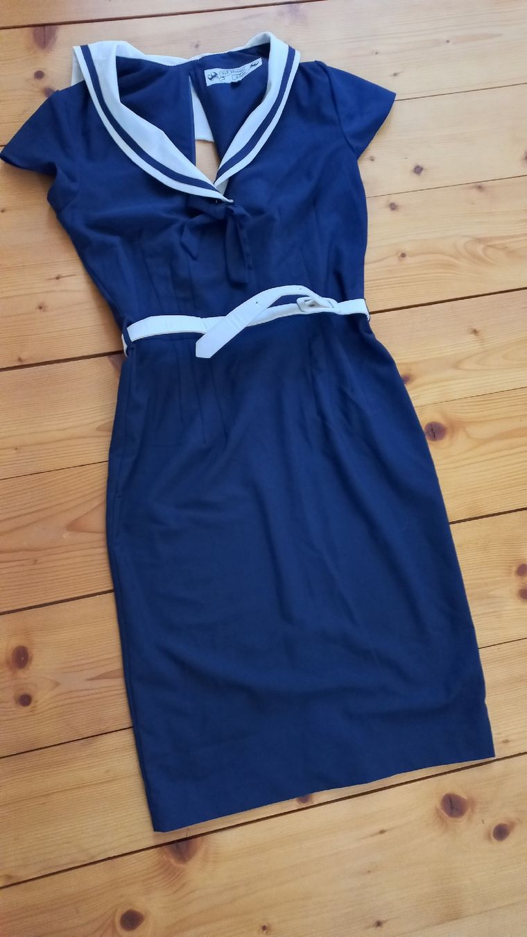 Robes: hellbunny matrosenkleid (s) – Neuf (Voir description) à Buus par ZinaidaR