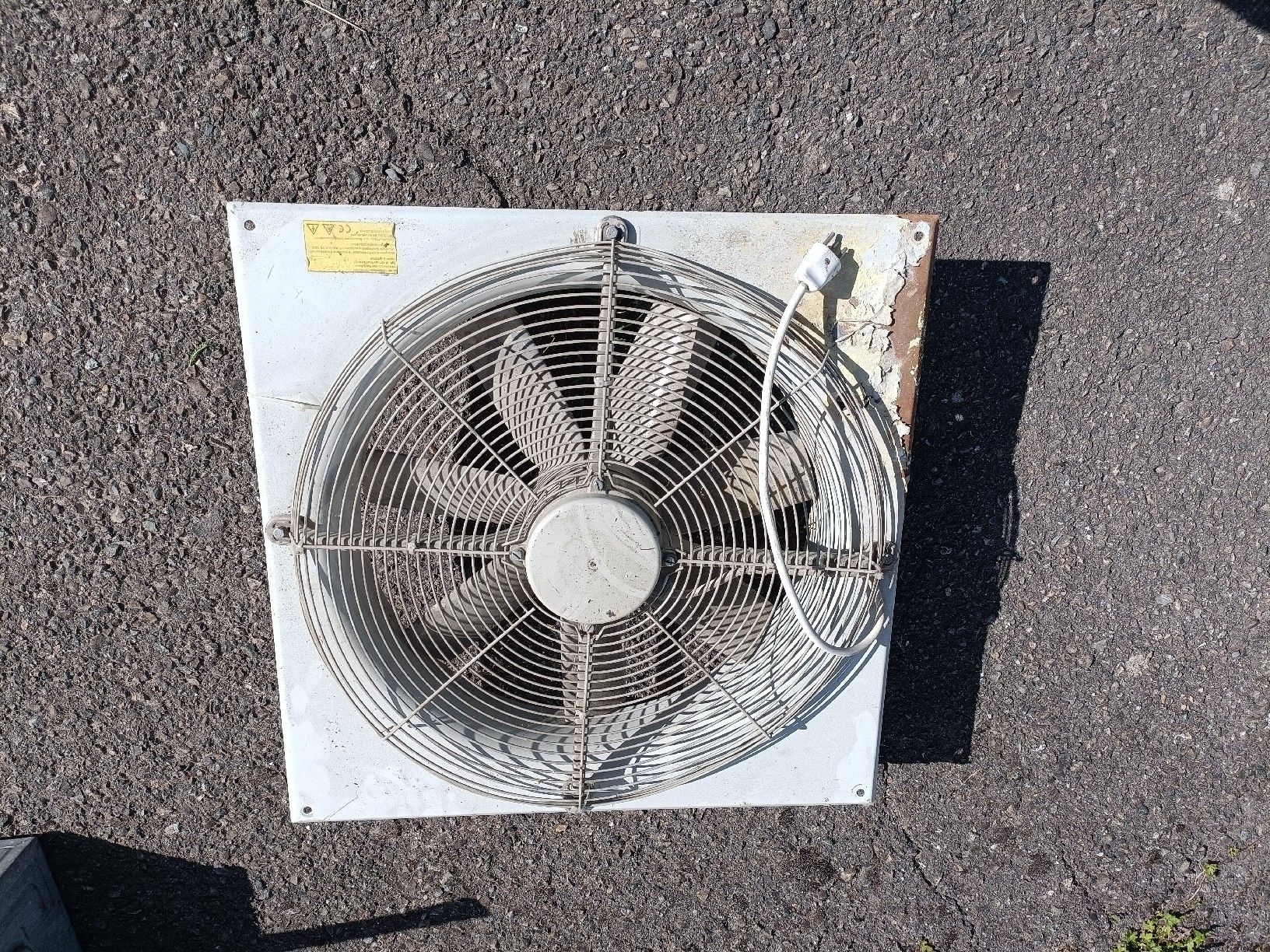 Ventilatori: Grosser Stall lüfter – Usato da Gams venduto da Hufschmiedth