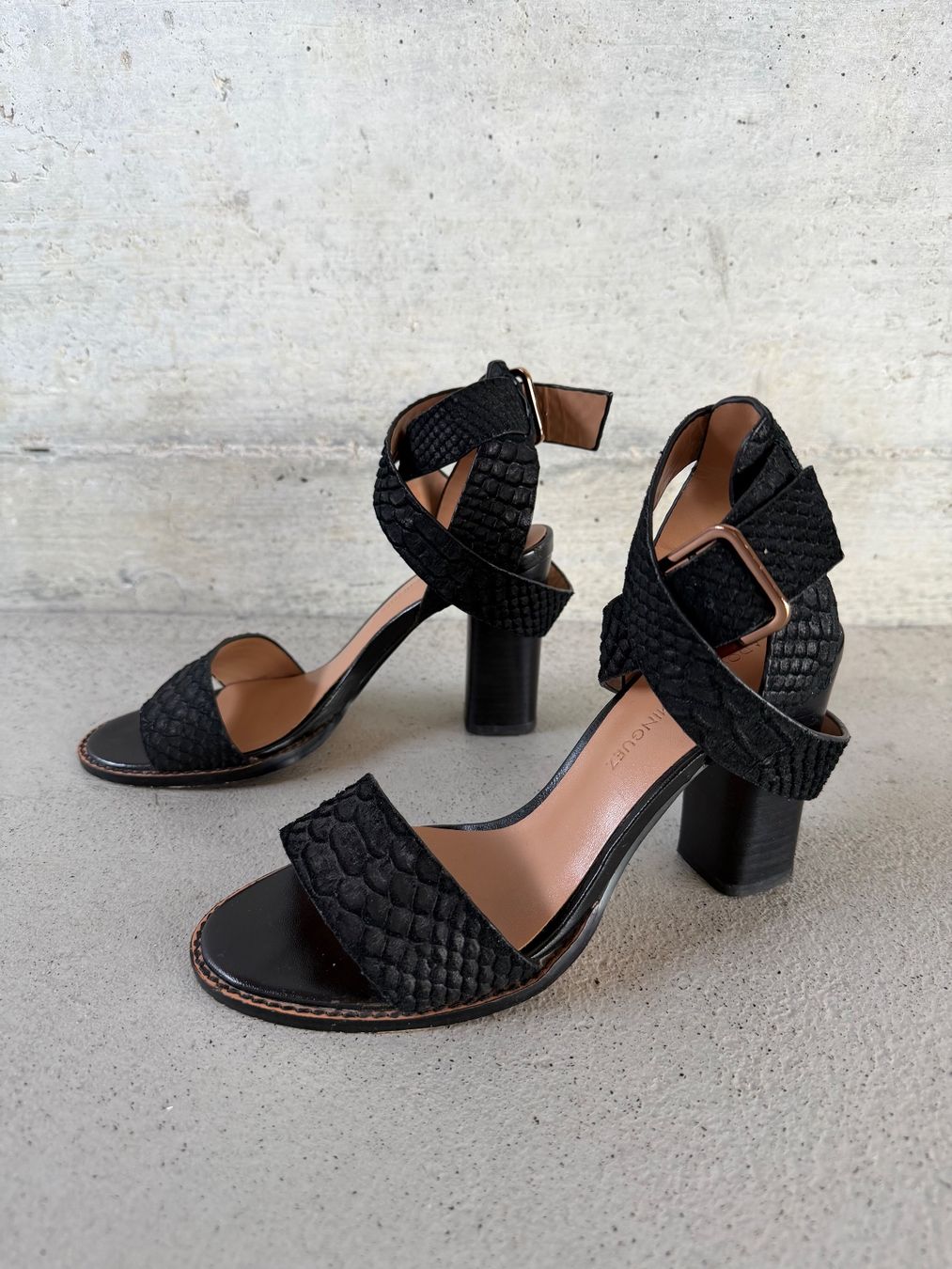 Damenschuhe: Adolfo Dominguez Sandalen mit Absatz – Gebraucht aus St-George von alaixee