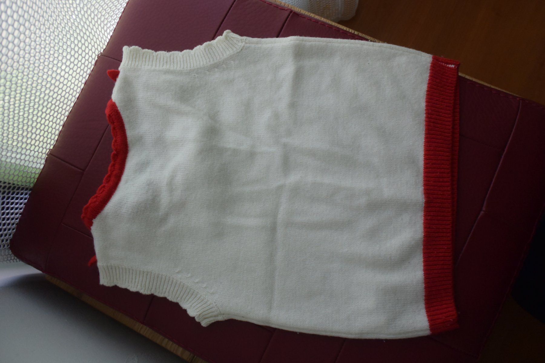 Lotti & Set di vestiti: Mädchen-Set: Pollunder mit Kirschen & warme Leggins, Gr. 110 – Usato da Densbüren venduto da TutaLarsen 3