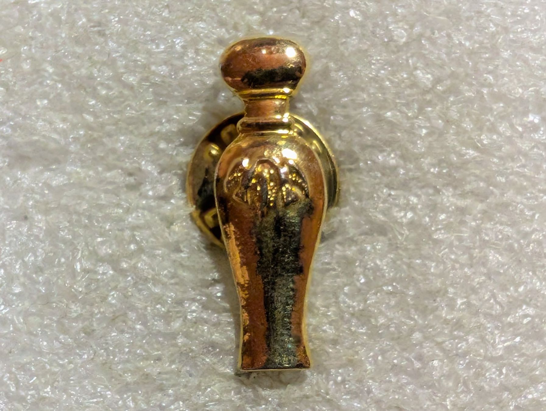 Placchette & Badge: Ansteckpin 41: Parfüm – Usato da Oppligen venduto da Pin-Fall-Shop