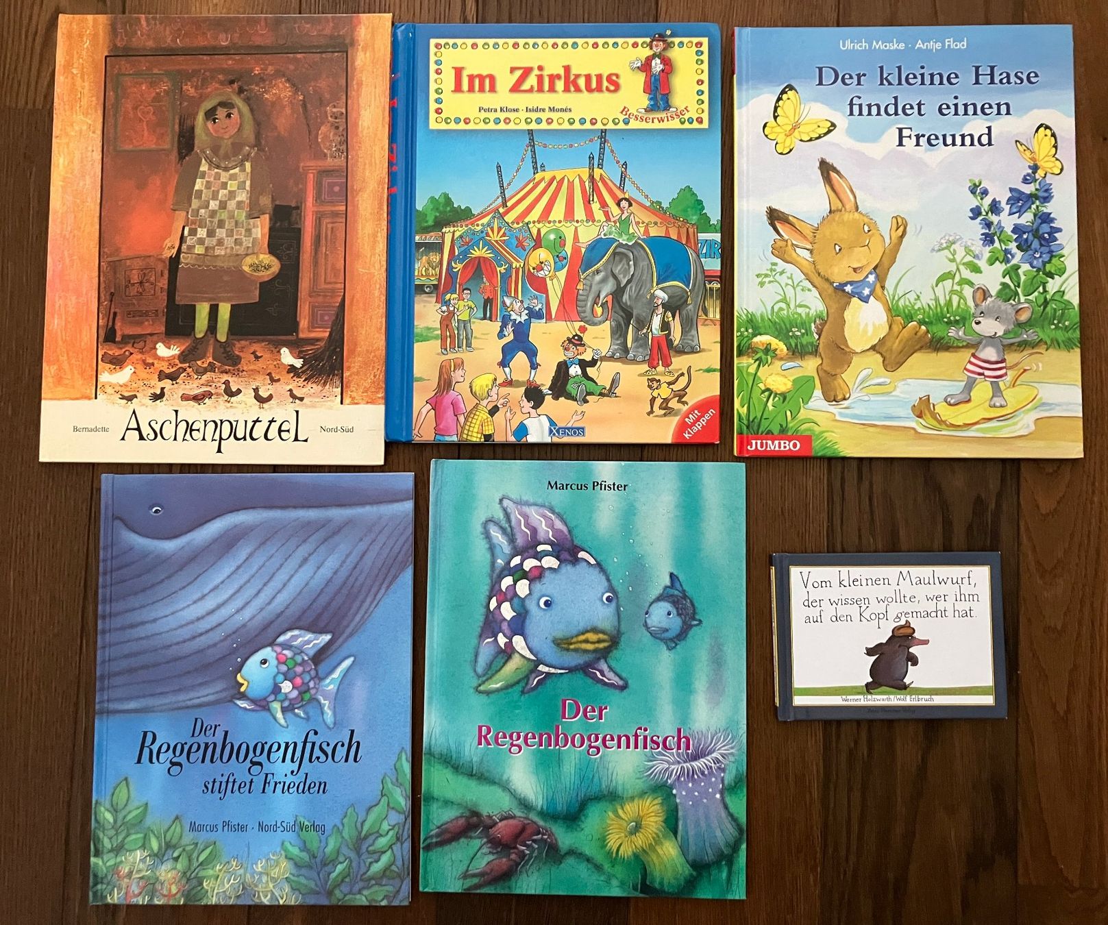 Libri: Kinderbücher Set 12 Bücher – Usato da Muri AG venduto da nux22 1