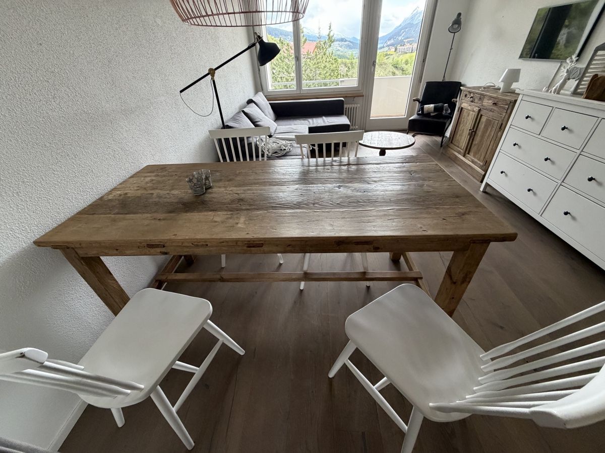 Tische: Antiker Holztisch – Gebraucht aus Urdorf von Alaska_4 1