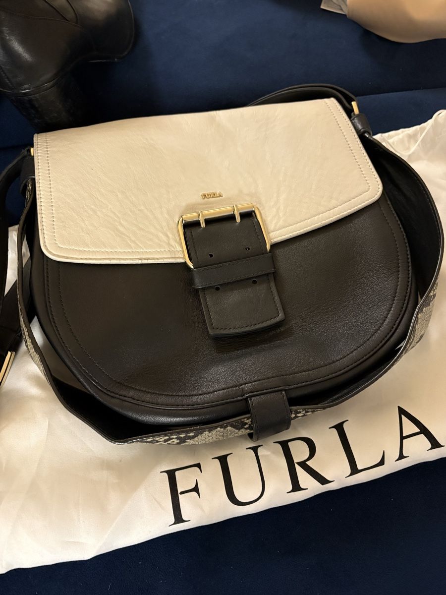 Sitemapcdatahttpsmodeinf Inetcomsac A Main Furla
