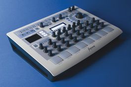 Arturia - Spark Creative Drum Machine
