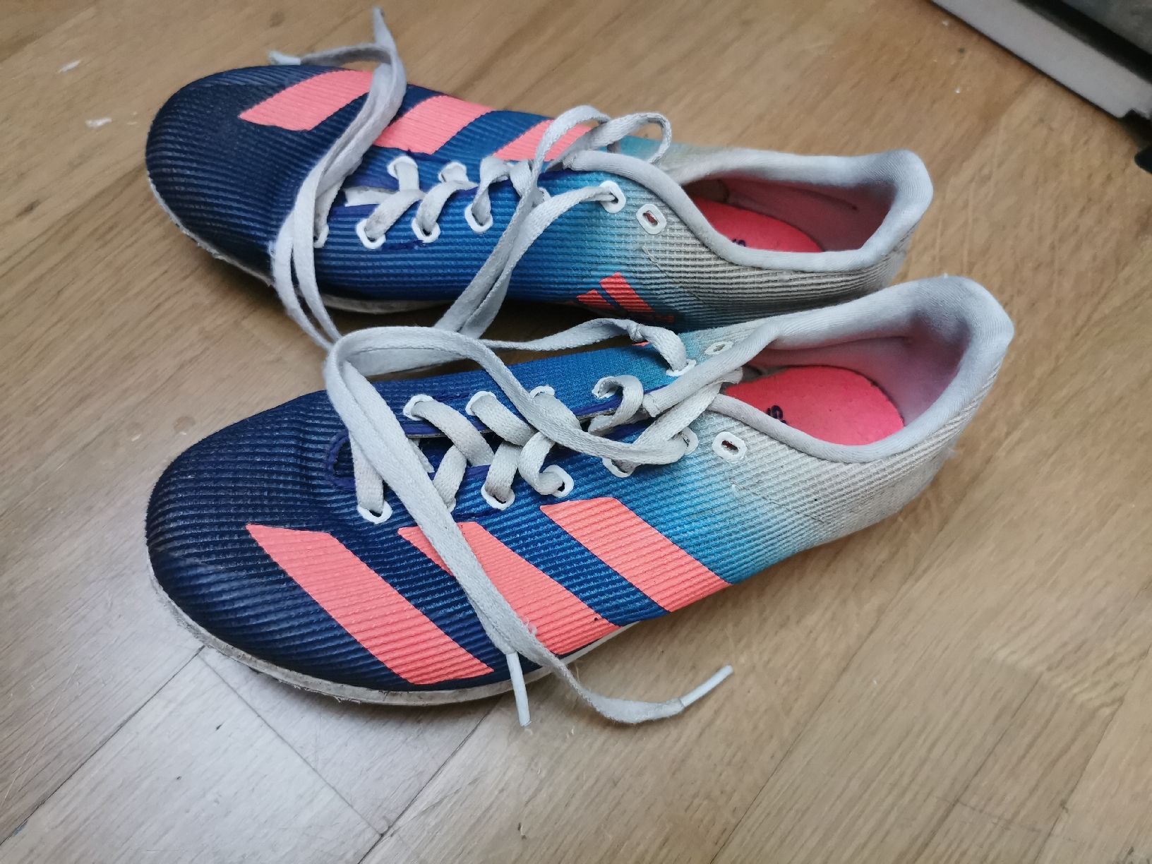 Adidas Scarpe per ragazzi: Nagelschuhe Adidas Gr. 34 – Usato da Jona venduto da curlie_82