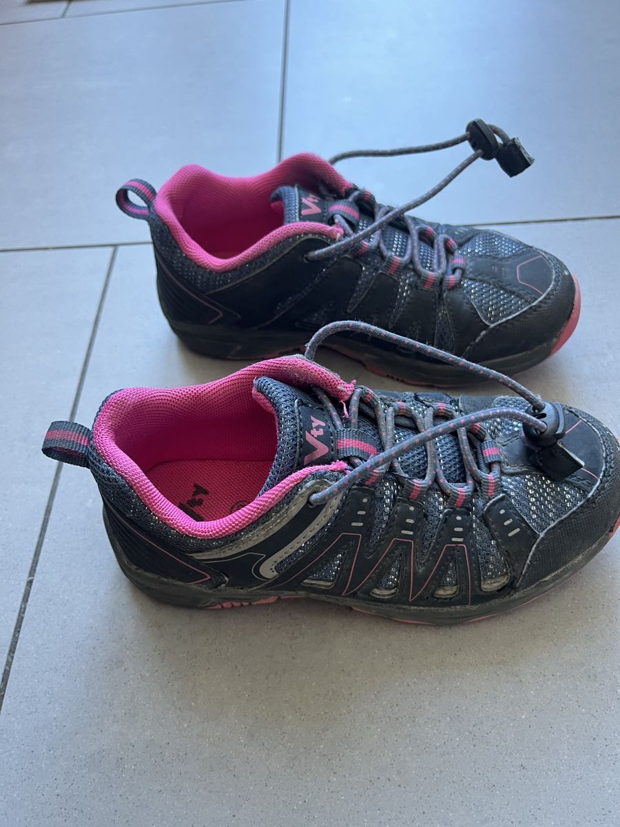 Scarpe per ragazze: Wanderschuhe, Gr. 29 – Usato da Zürich venduto da jmg_8005 2