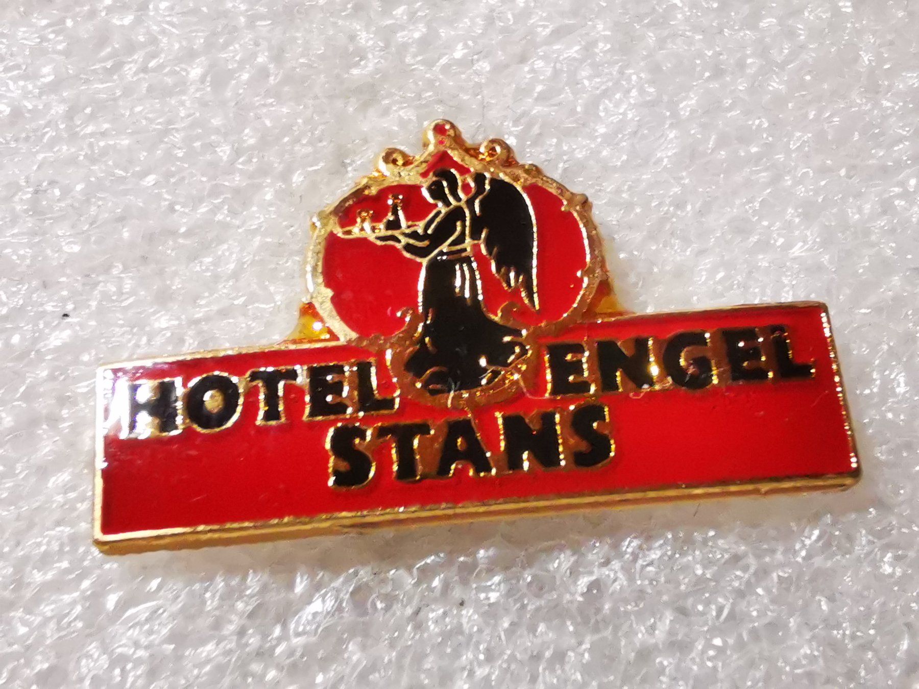 Placchette & Badge: Ansteckpin 146: Hotel Engel Stans – Usato da Oppligen venduto da Pin-Fall-Shop