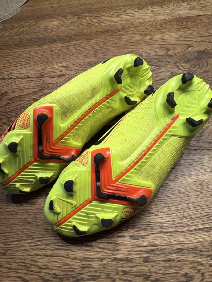 Scarpe per ragazzi: Nockenschuhe Nike – Usato da Embrach venduto da ann_5x9c 1