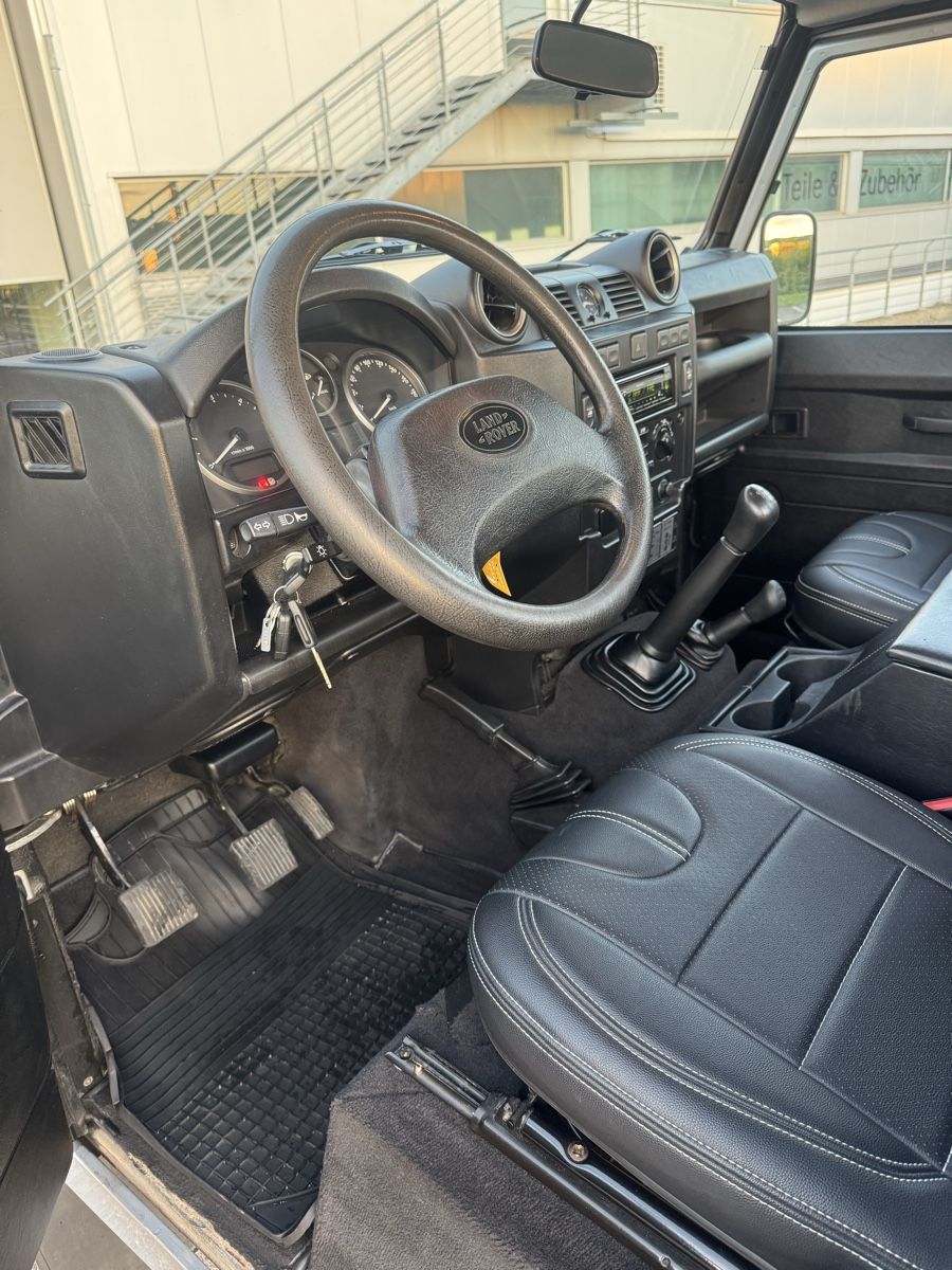 Land Rover Autos: LAND ROVER Defender 90 – Gebraucht aus Zuzwil SG von jer_g6r2 4