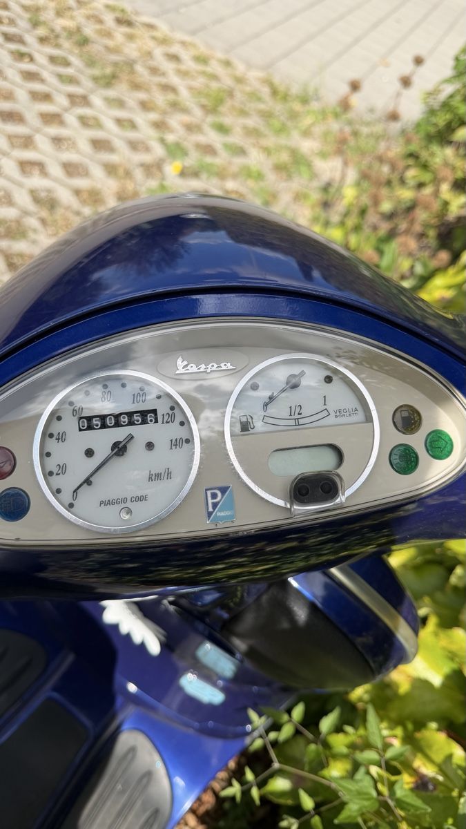 Vespa Scooter: Vespa ET4 125, dunkelblau – Usato da Bassersdorf venduto da lara.hossmann 2