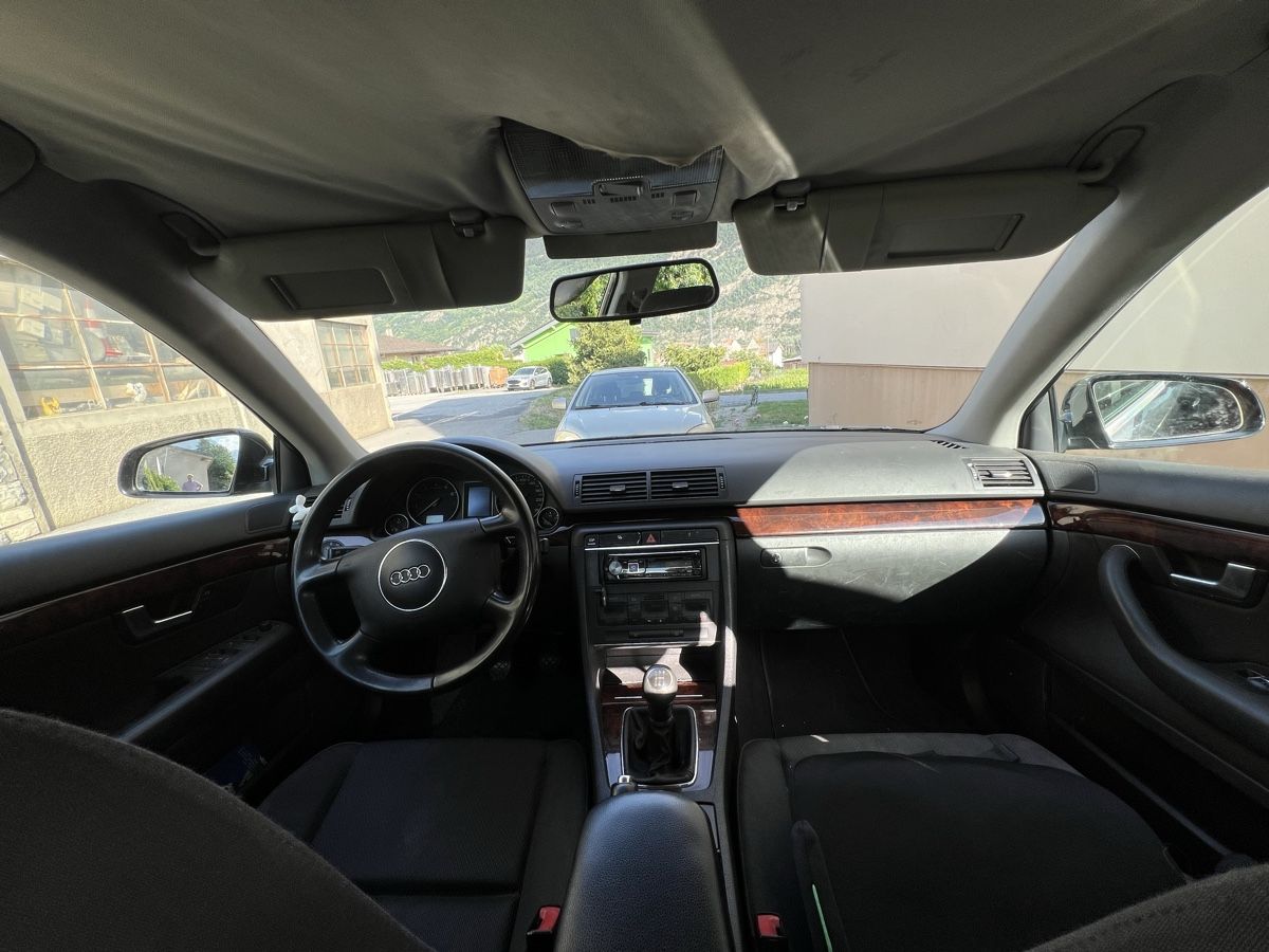 Audi Automobili: Audi A4 B6 2.4V6 – Usato da St-Pierre-de-Clages venduto da roz_qr8j 4