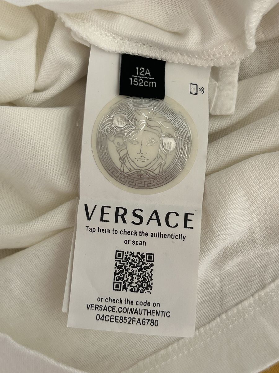 Versace Top: Versace Cotton T-Shirt – Usato da St.Josefen venduto da lop_lh8d 5
