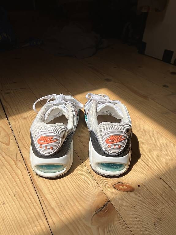 Nike Scarpe da donna: Nike Air Max Correlate Gr. 37.5 – Usato da Bern venduto da AirTerj 2