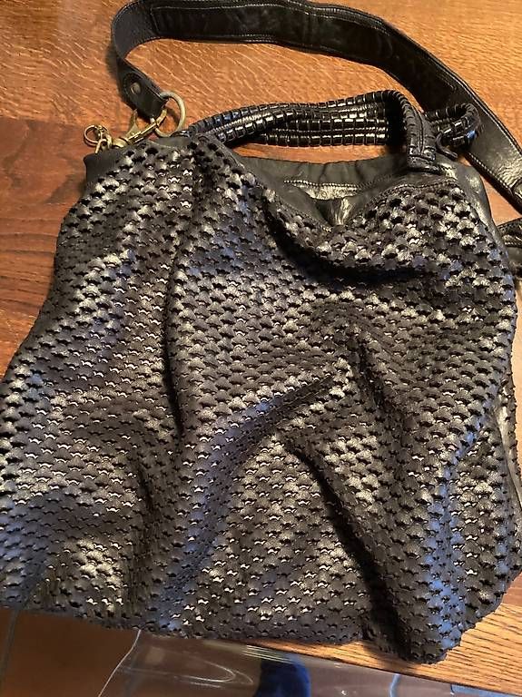 Borse da donna: Borsa pelle nera – Usato da Losone venduto da gio_qy8z 2