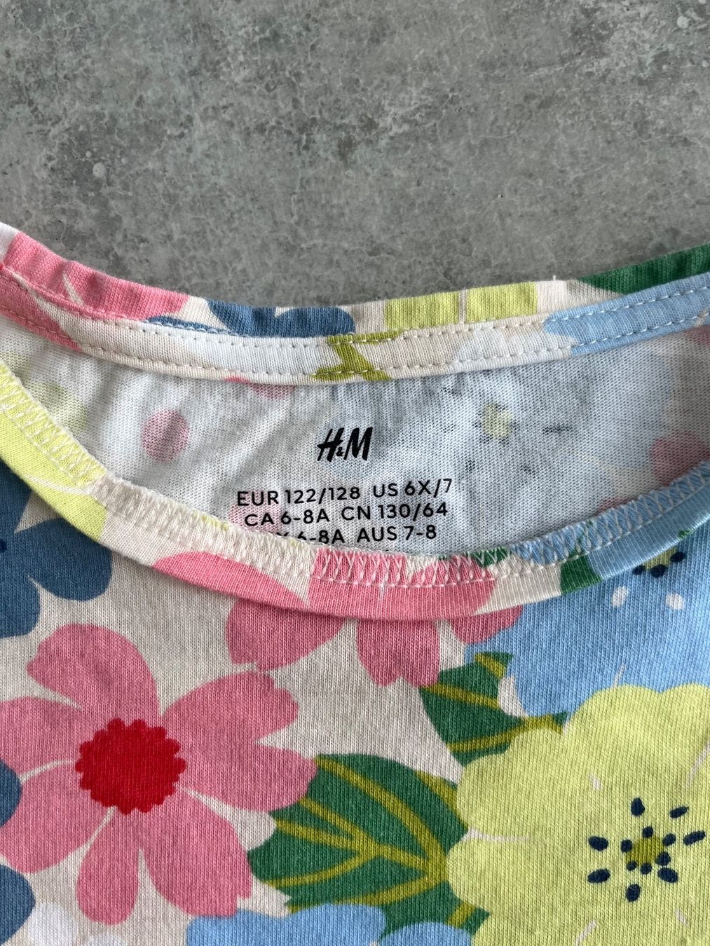 Lotti & Set di vestiti: Kleiderpaket 3 Shirts Gr. 122/128 – Usato da Zollikofen venduto da spunk65 2