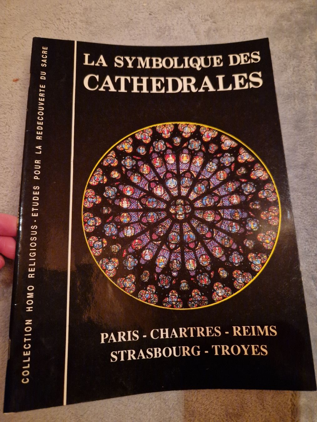 Bücher: La symbolique des cathédrales  – Gebraucht aus Blignou (Ayent) von Mazikeen