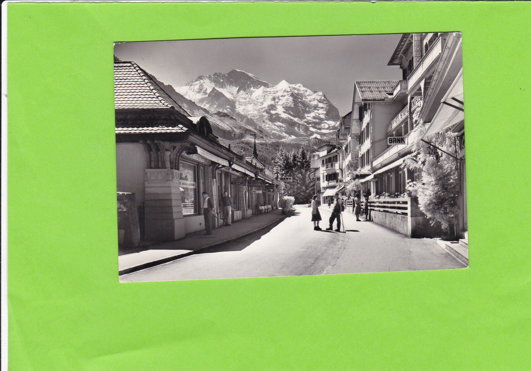 Cartoline postali: Wengen-Dorfstrasse-belebt – Usato da St. Peterzell venduto da neckertal