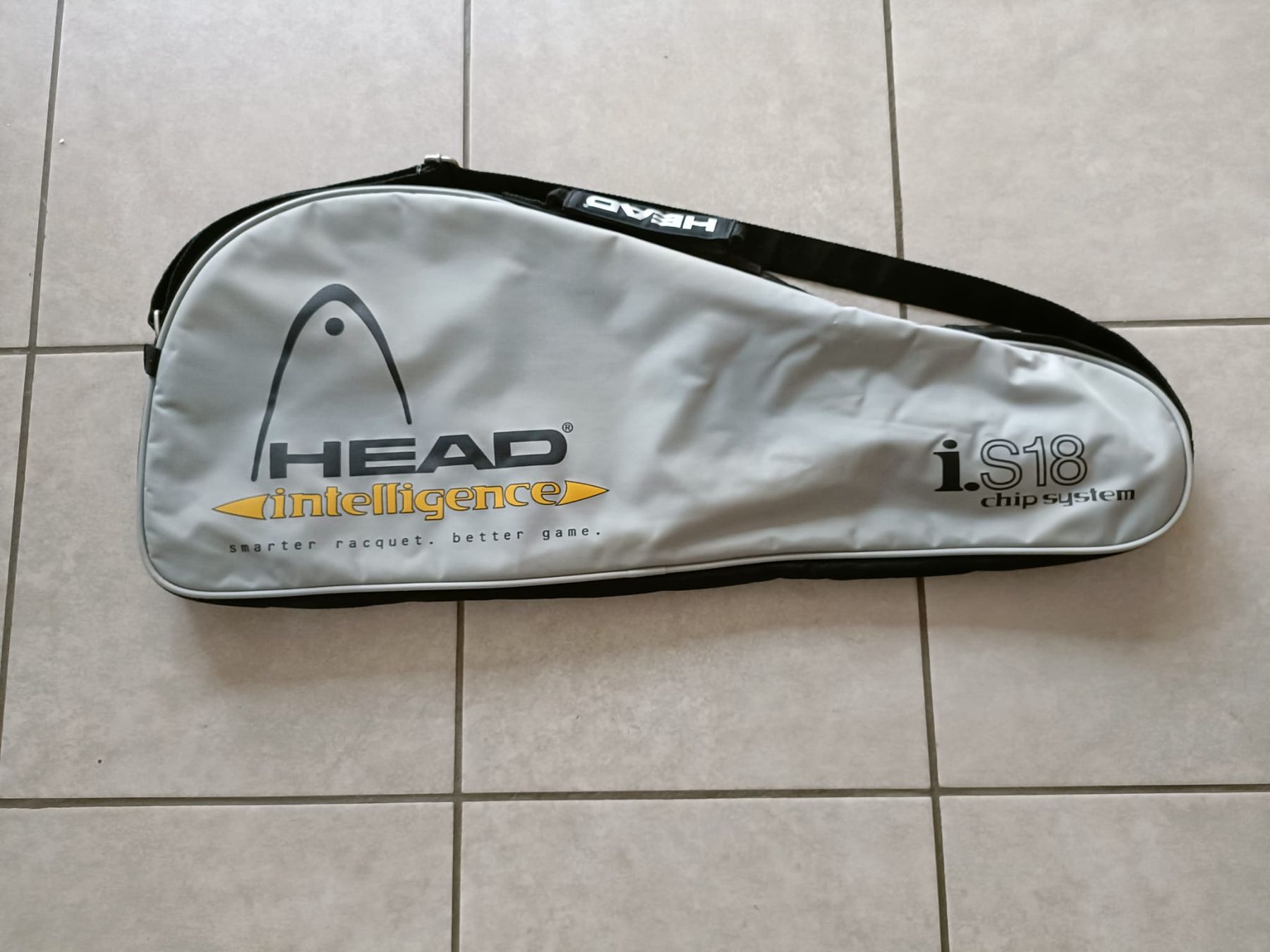 Head Racchette: HEAD Intelligence i.S18 Tennisschläger mit Tasche – Usato da St, Antoni venduto da SEMAD 2