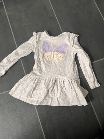 Shirt/Kleid Gr. 122 mit Schmetterling für Mädchen🦋