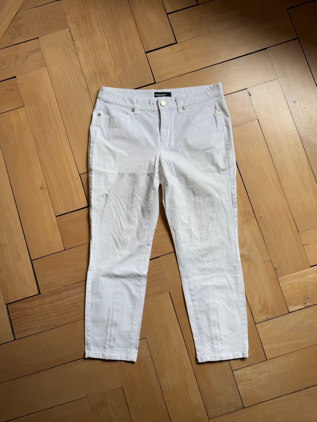Cambio Pantalons: CAMBIO - 7/8 Hose weiss 40 – D'occasion à Zürich par Diazaio