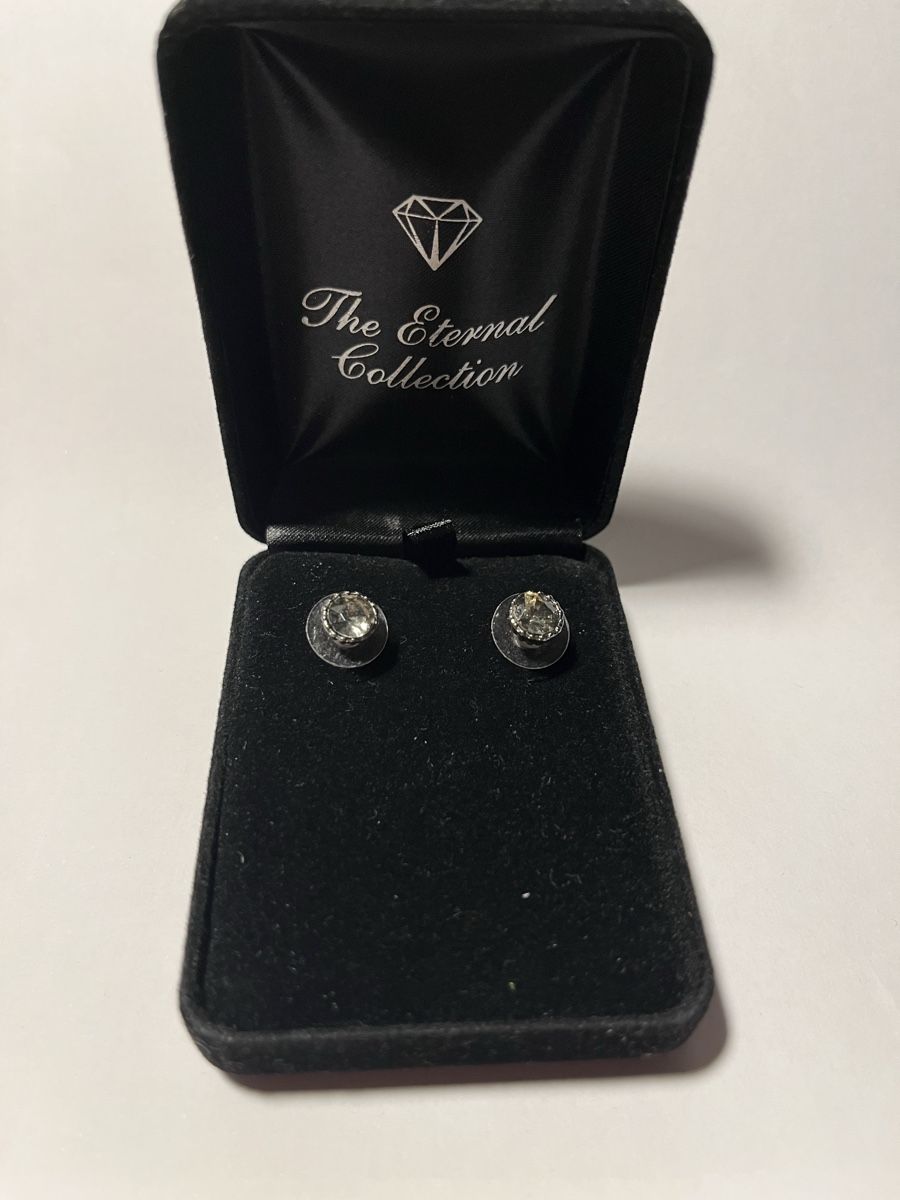 Orecchini pendenti & Orecchini a lobo: Earrings black – Usato da Zürich venduto da ali_celi