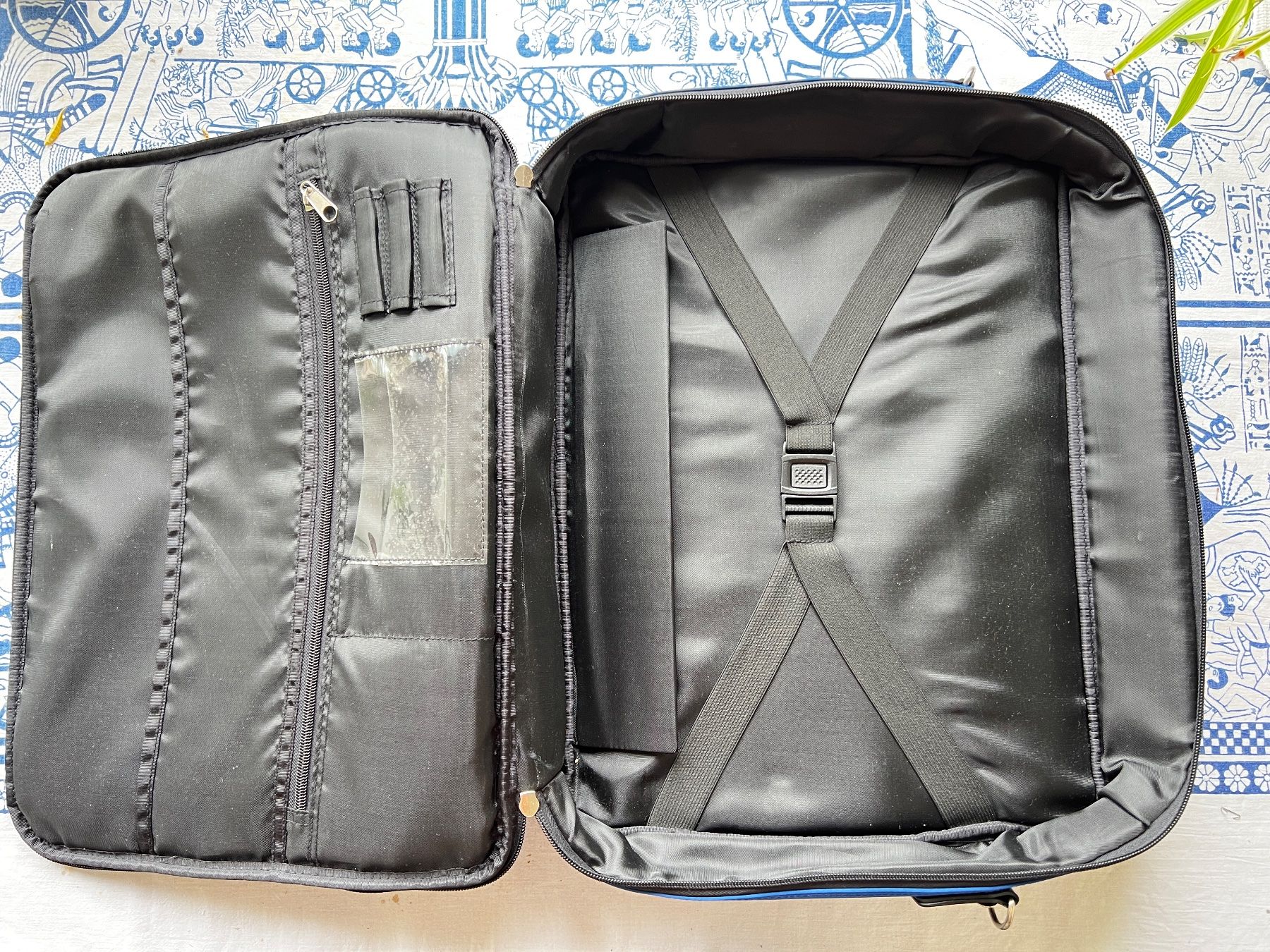Borse: An original laptop bag – Usato da Genève venduto da Seujet32 2