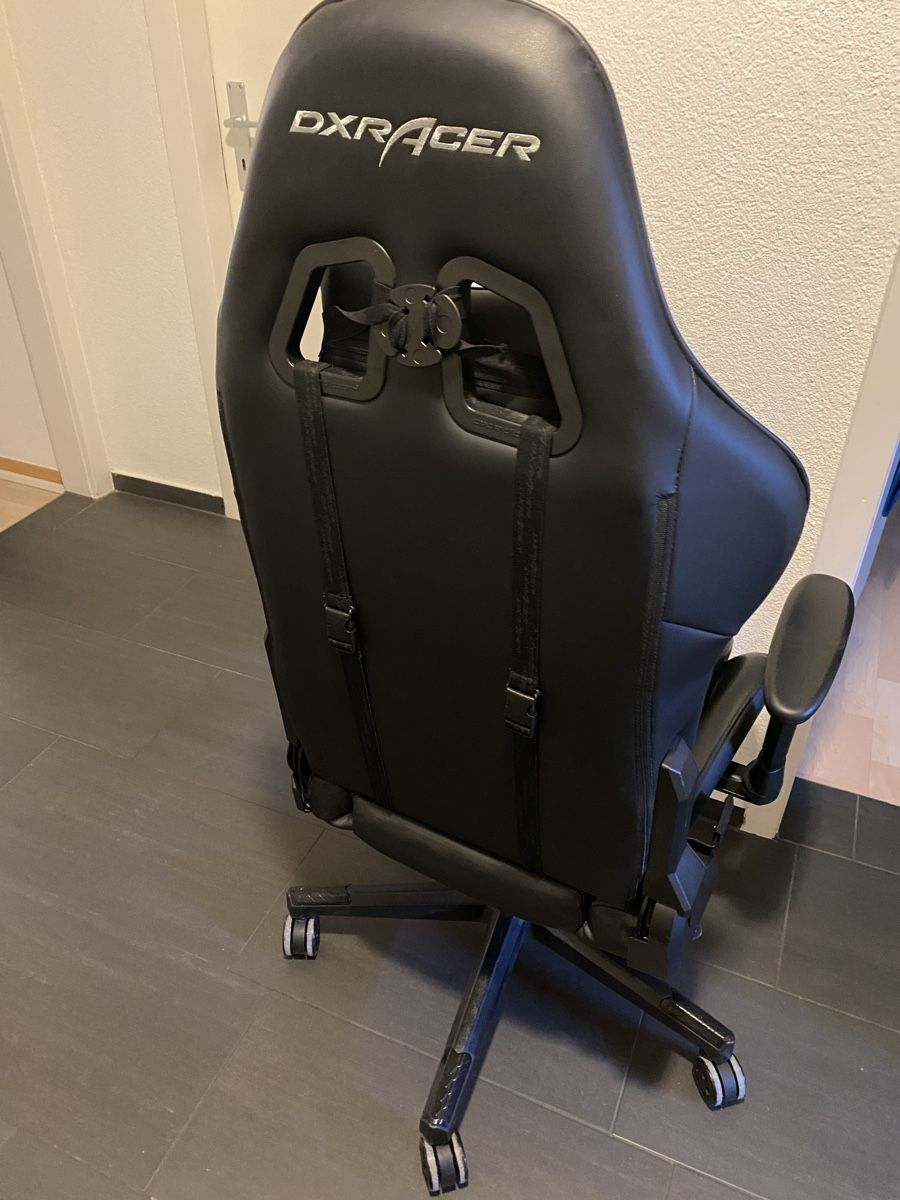 DXRacer Sedie: DXRacer Gaming / Bürostuhl – Nuovo (secondo la descrizione) da Dübendorf venduto da uji_p2hg 1