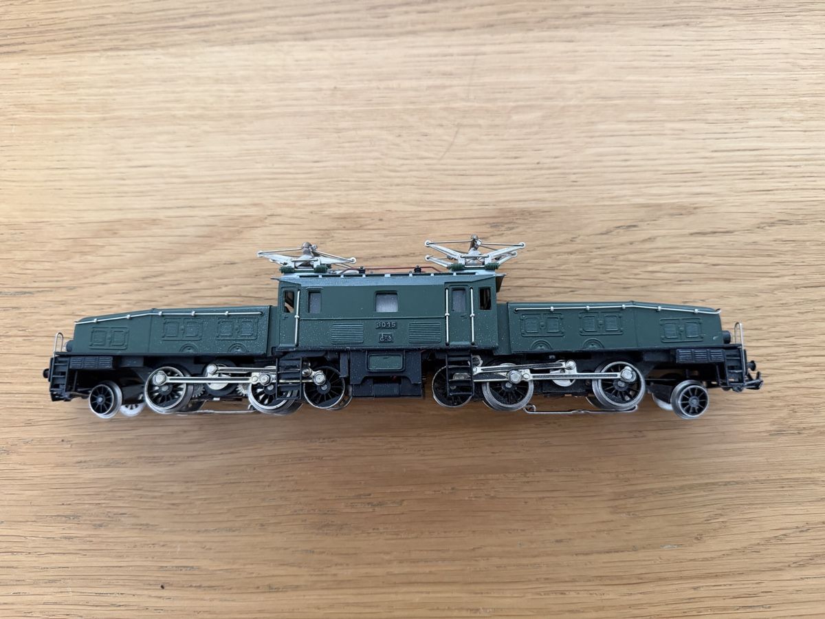 Märklin Modellini di ferrovie: Märklin 3015 Krokodil ohne Verpackung – Usato da Schaffhausen venduto da KellerJuerg 2