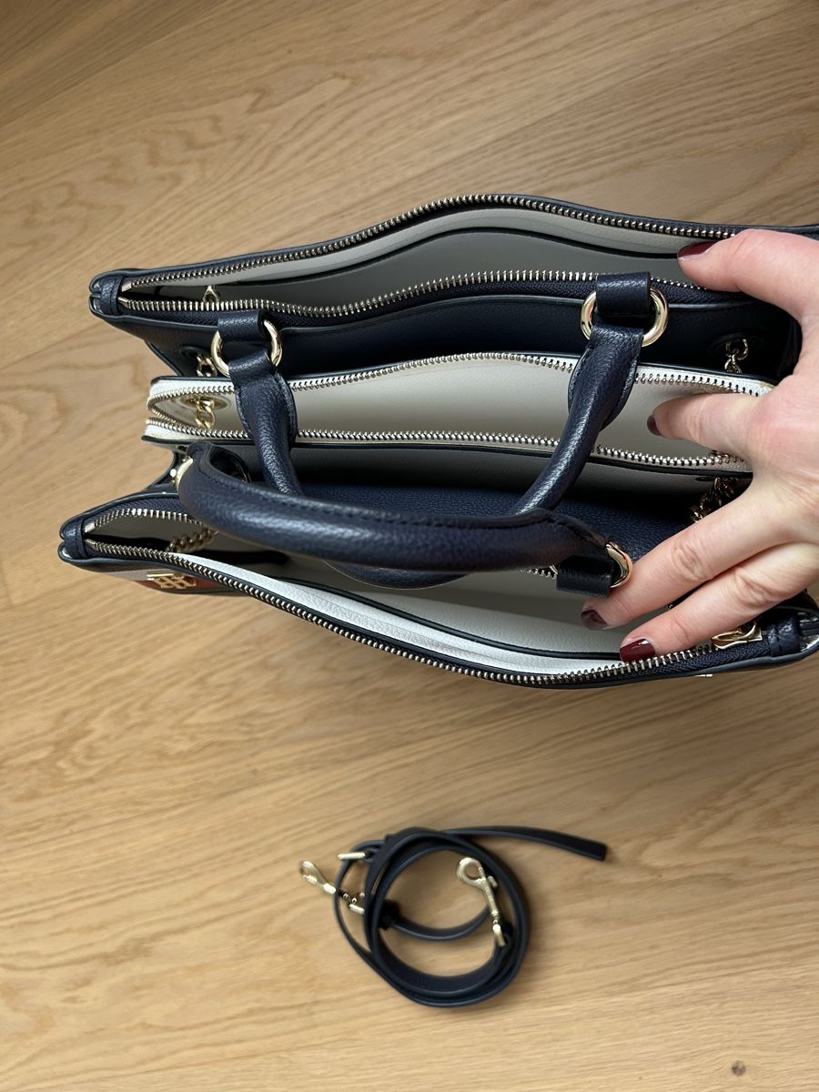 Tommy Hilfiger Taschen für Damen: Original Thommy Hilfiger Tasche – Neu (gemäss Beschreibung) aus Pfeffingen von Schanti0 2