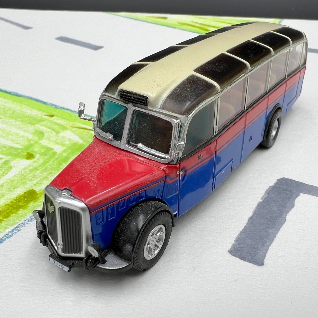 Modellini d'auto: Saurer L4 CT2D Ticino Bus Vitrinenmodell – Usato da Häusernmoos venduto da adlerfedern 6