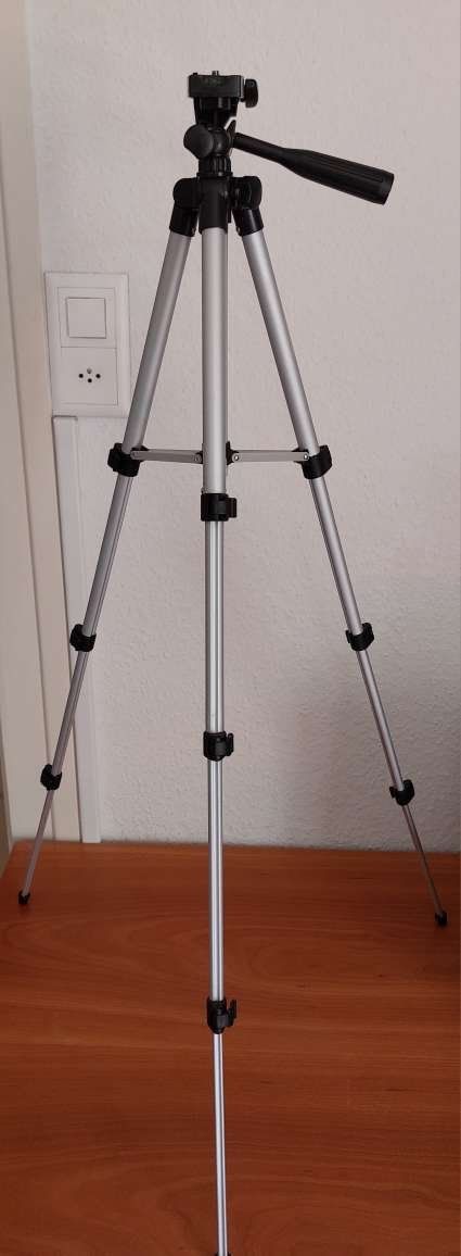 Cavalletti: Tripod/trépied Weifeng WT-3110A – Nuovo e nell'imballaggio originale da Genève venduto da BrickFanGe