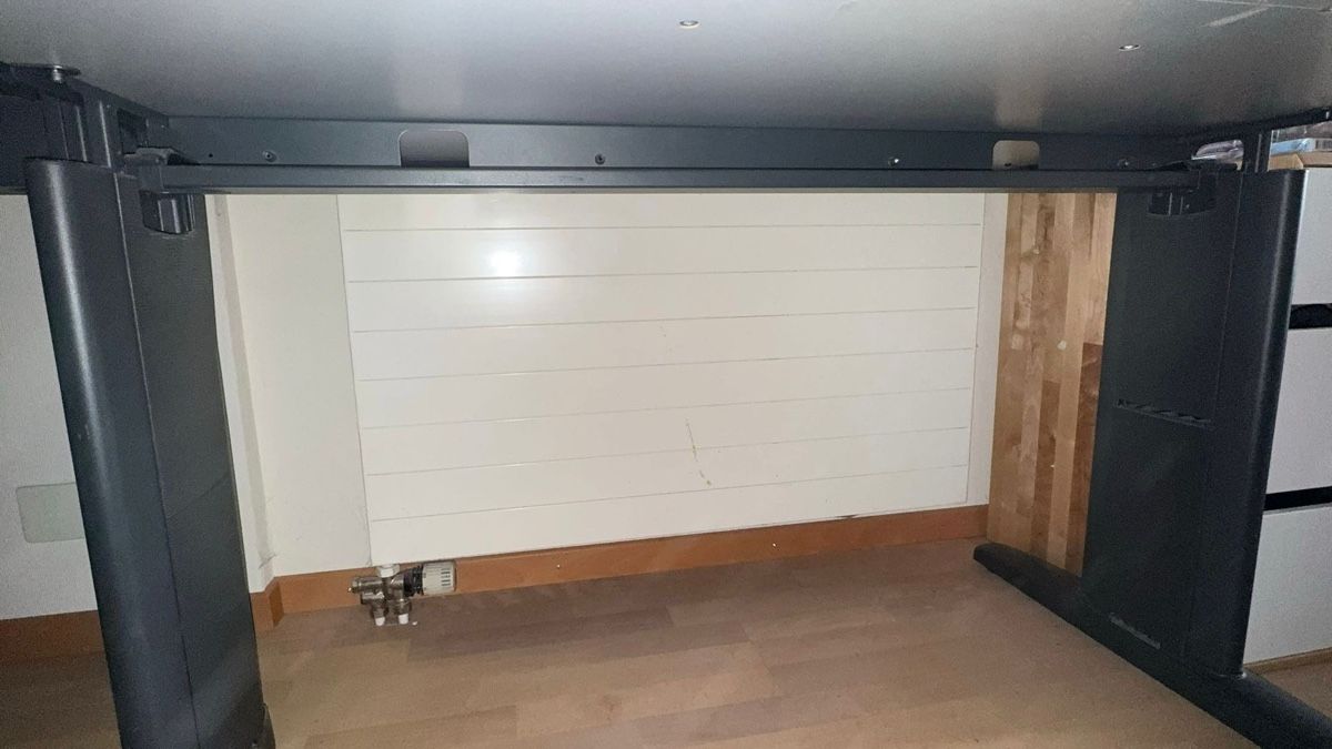 Schreibtische: Last Call: Basteltisch / Kinderzimmertisch / Garagentisch.. – Gebraucht aus Elsau von CTN20 2