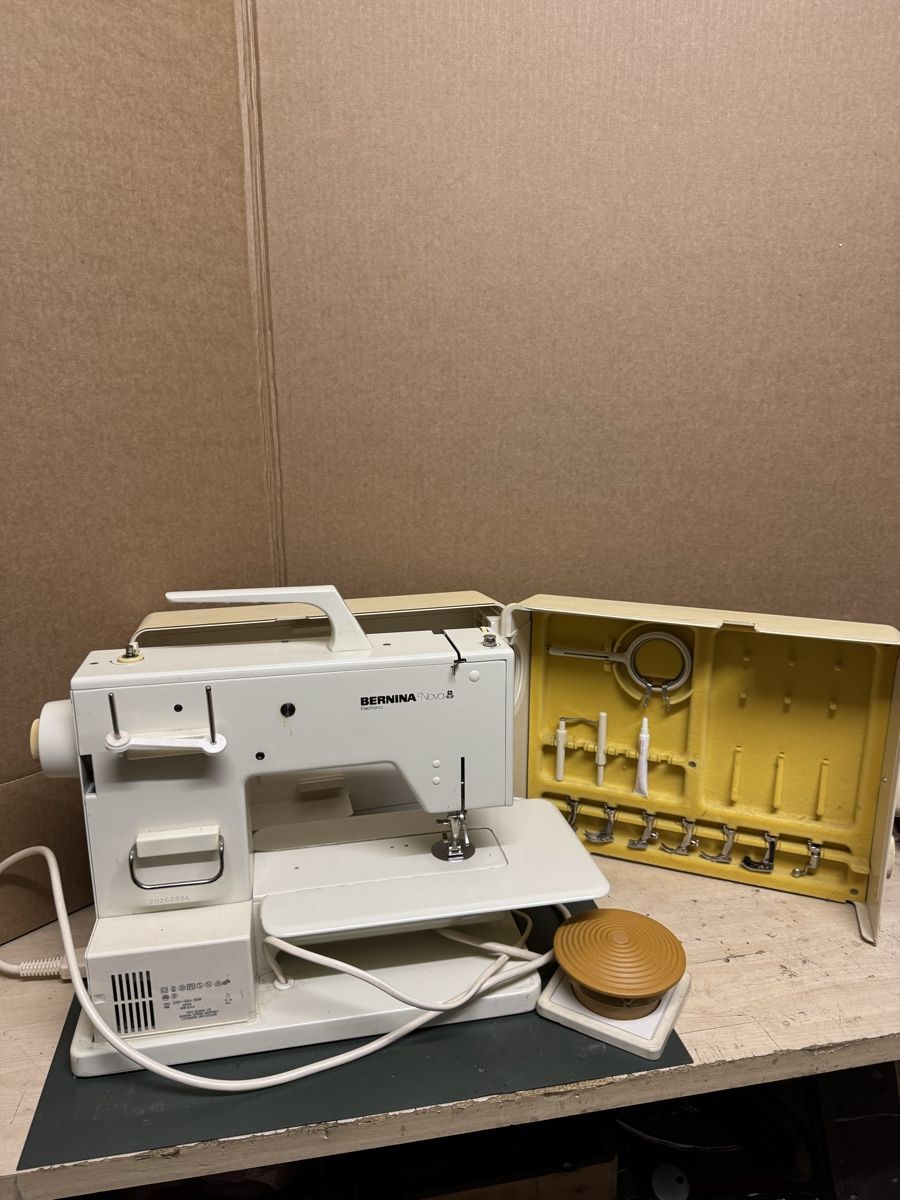 Bernina Macchine da cucire: Bernina Nova 900 Electronic – Difettoso da Belp venduto da ch1999 6