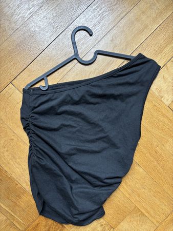 Haut asymétrique noir - Taille M