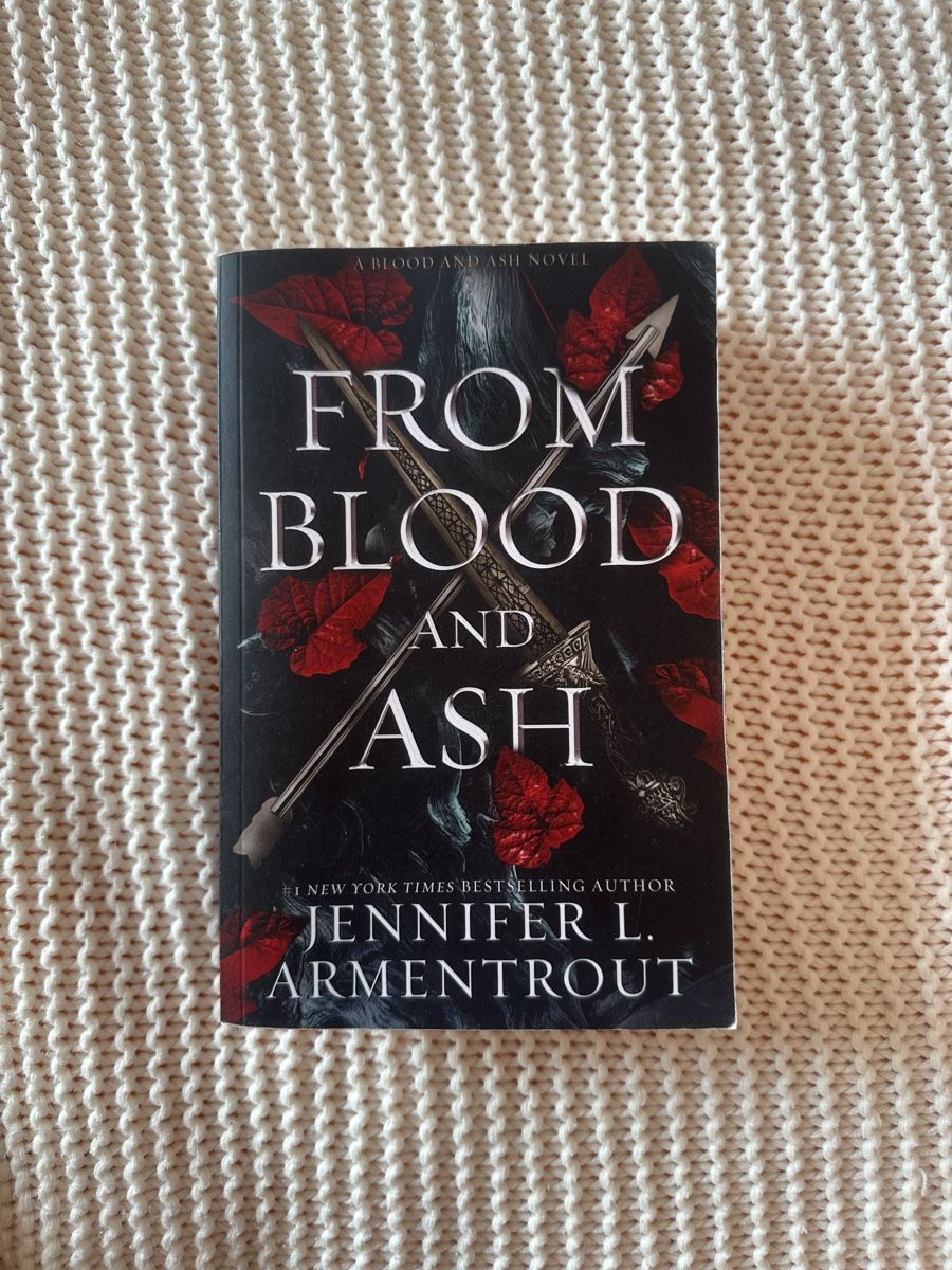 Libri: From Blood and Ash – Nuovo (secondo la descrizione) da uster venduto da Romsmarlen