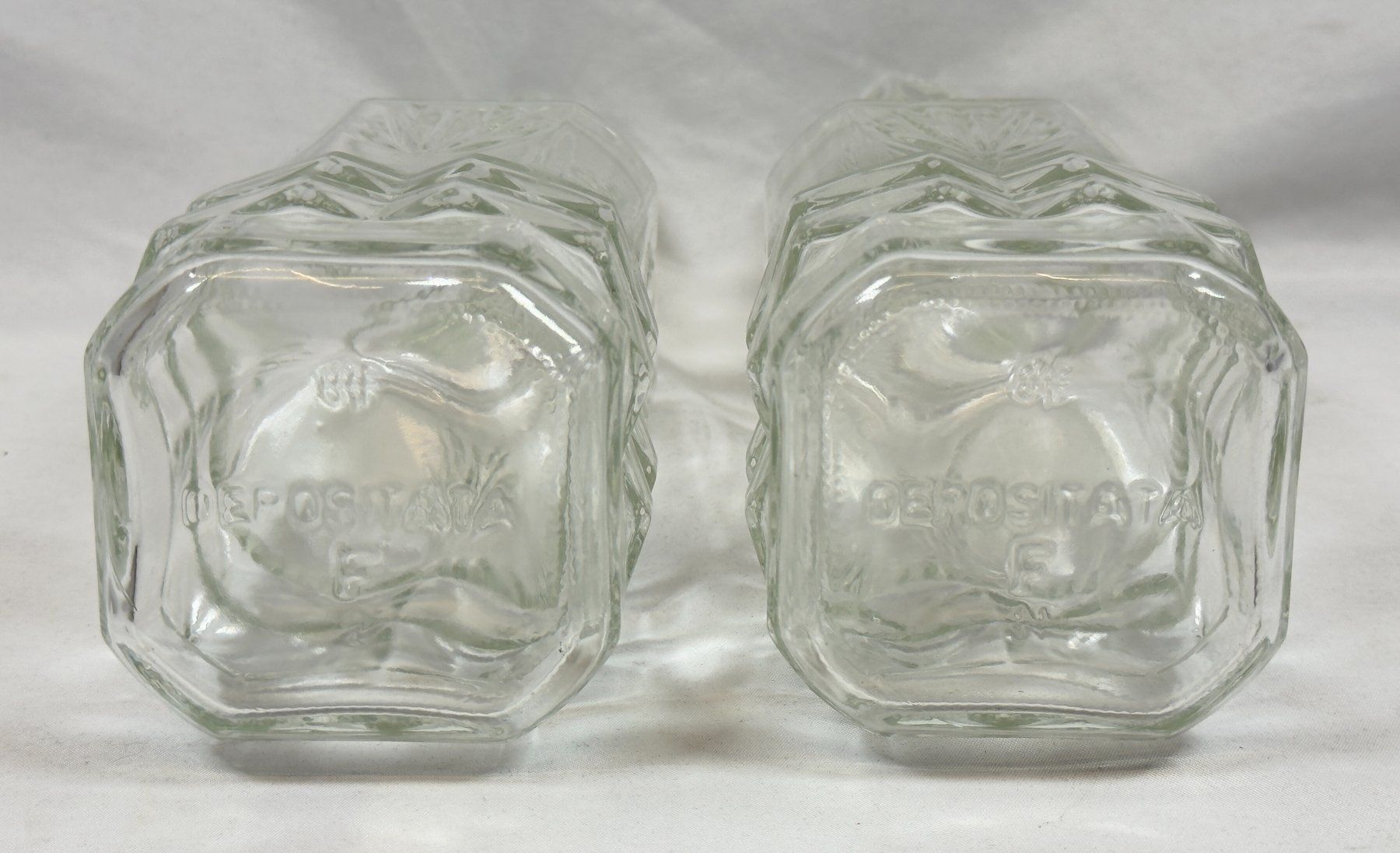 Caraffe: Paire de carafe en verre – Usato da Tramelan venduto da lolopat 3