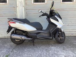 Roller Kymco Downtown 125