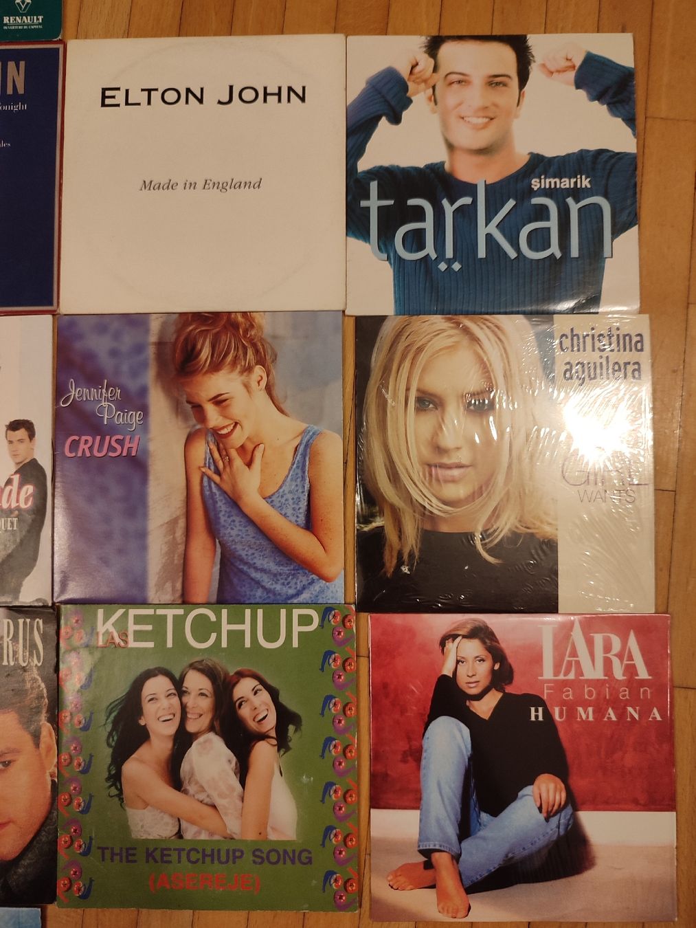 CD: Lot de 33 CD singles des années 90' - 2000 – Usato da Bougy-Villars venduto da Vogue 7