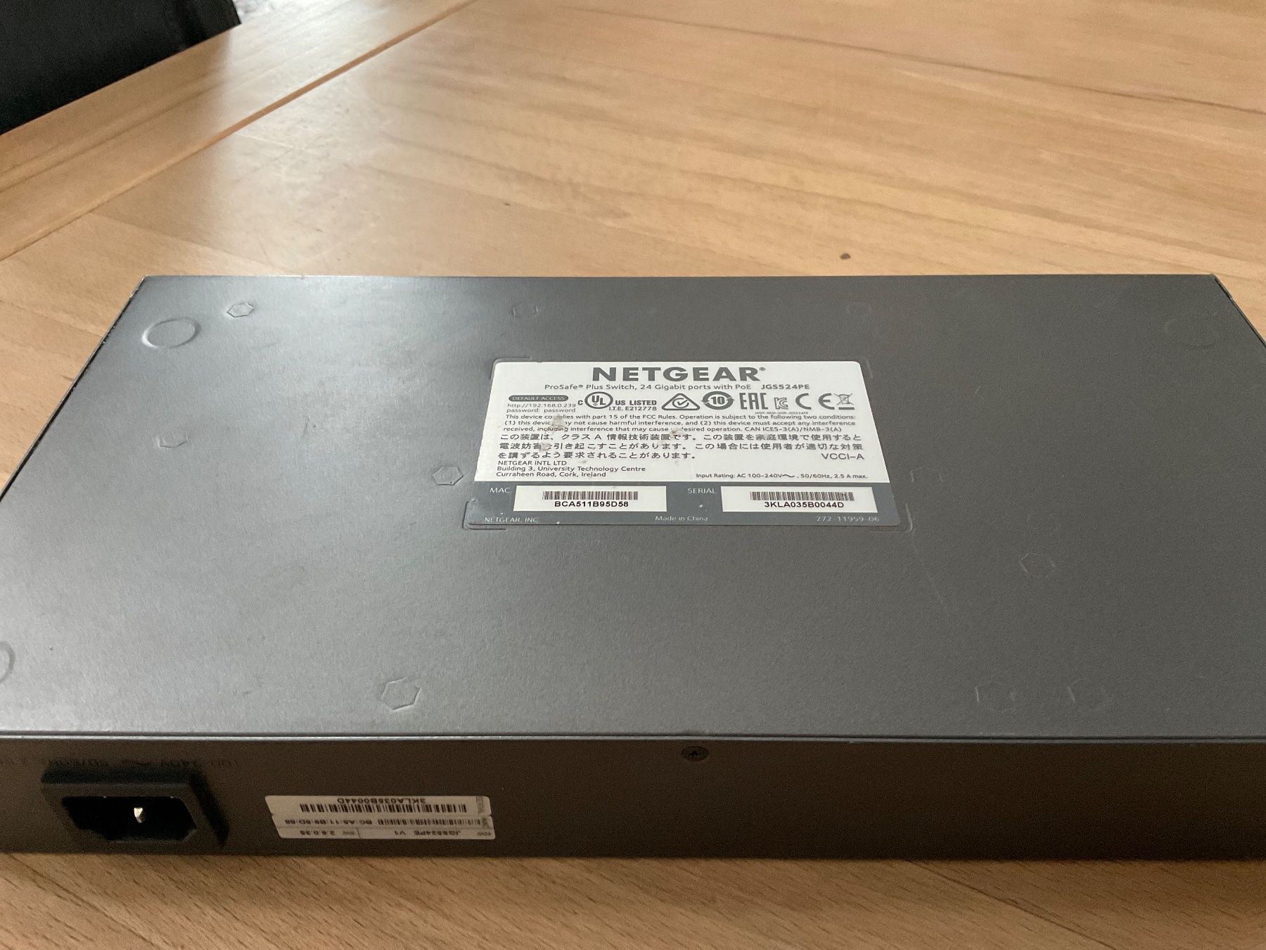 Netgear Hubs & Switches: NETGEAR ProSafe JGS524PE Plus Switch  with PoE – Gebraucht aus niederlenz von azl_vb9m 1