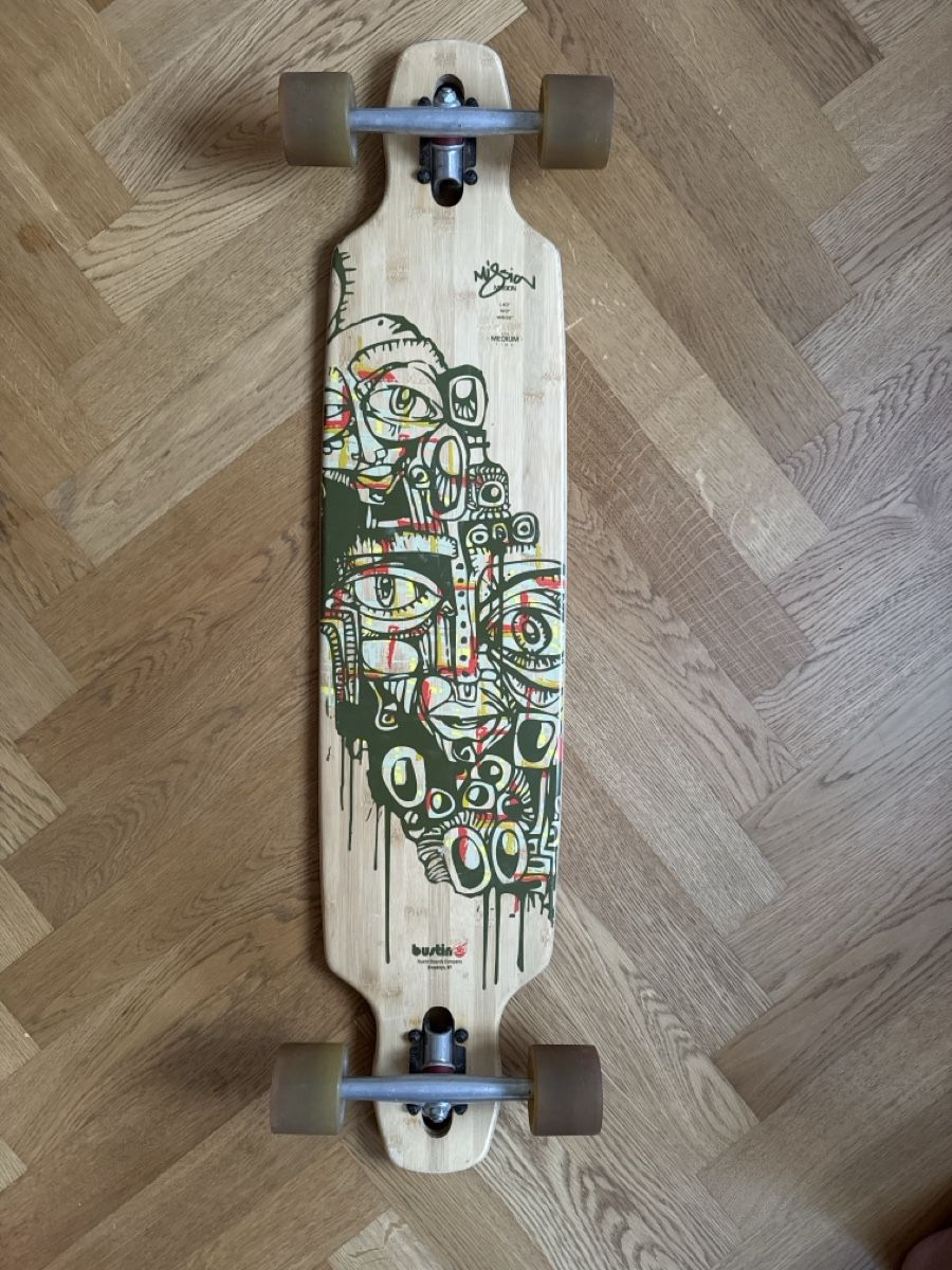 Skateboards: Longboard Bustin Mission  – D'occasion à Altendorf par mac_9k6p 1