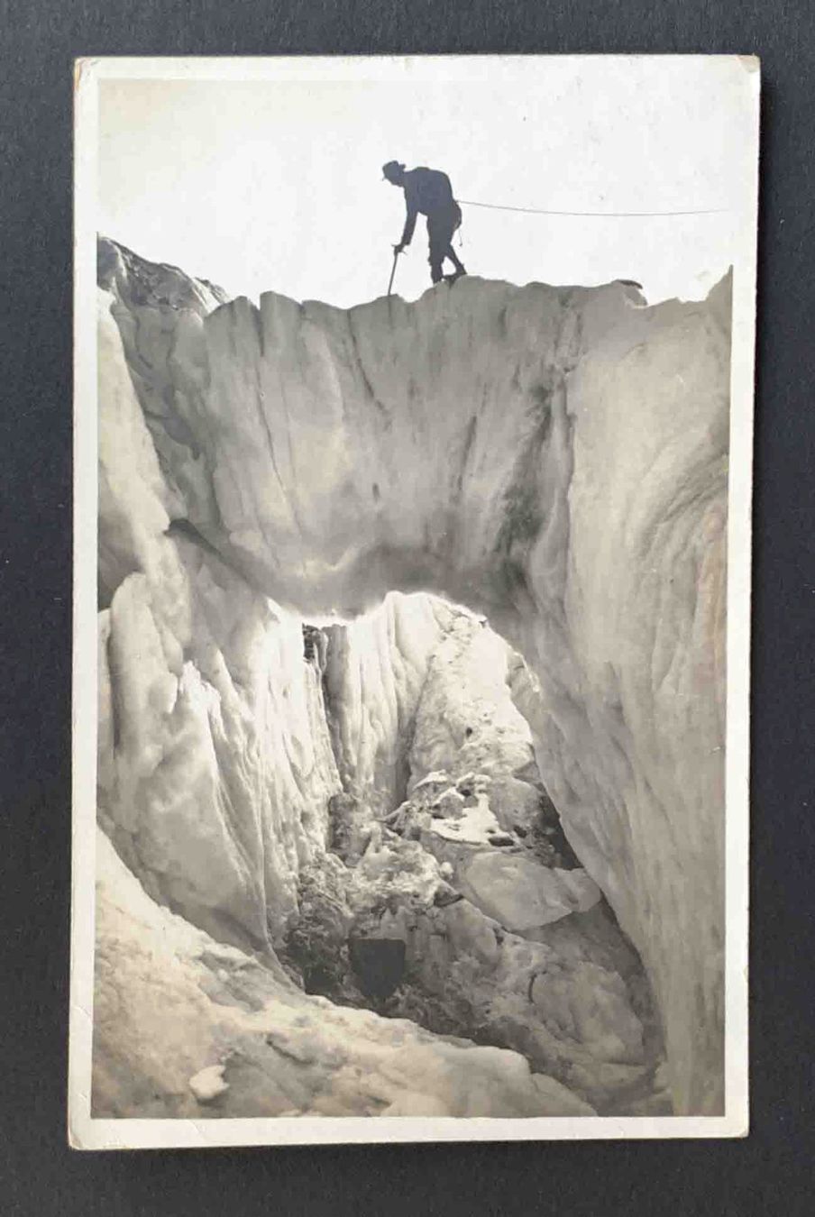 Cartes postales: AK Ueberschreiten einer Eisbrücke – D'occasion à Goldau par artelier1