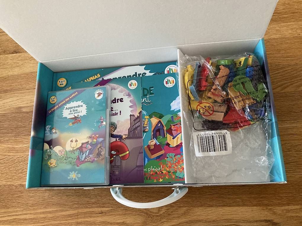 Giochi: Coffret des Alphas pour apprendre à lire, neuf  – Usato da Avenches venduto da leonie7777 1
