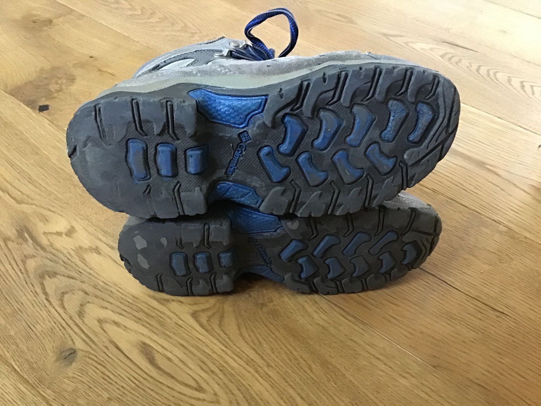 Columbia Schuhe für Jungen: Columbia Wanderschuhe Gr.34 – Gebraucht aus Rotkreuz von GerberaSpider08 4