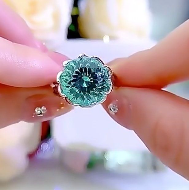 Anelli: Bague en argent 925 Diamant Lab blue 2 ct. – Usato da Genève venduto da TradeCH 2