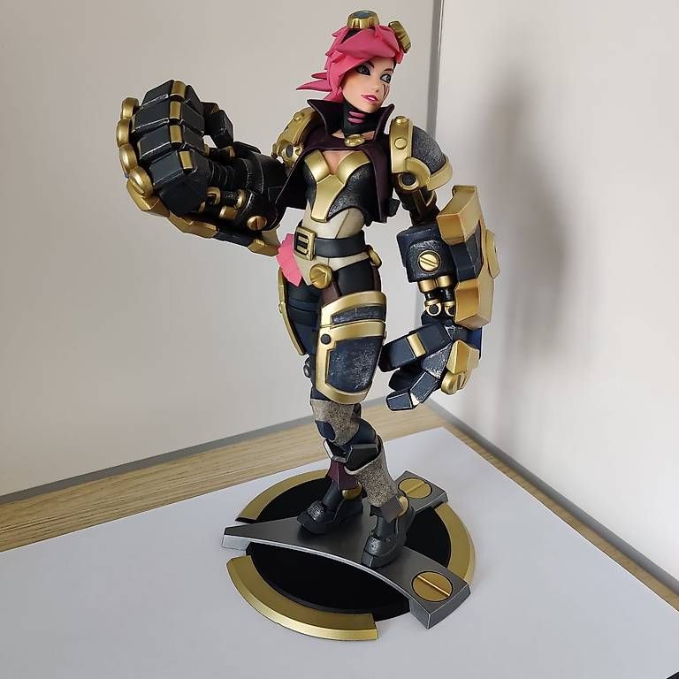 Statuette: VI unlocked Statue – Usato da Kaiseraugst venduto da RagingLobo