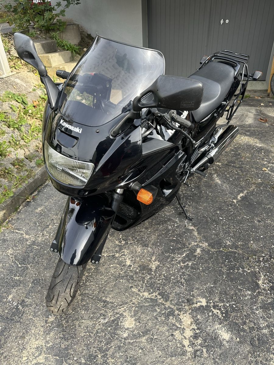 Kawasaki Touring: Kawasaki GPZ 1100 – Usato da Gelterkinden venduto da catalina16